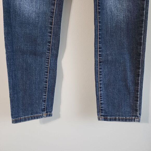 Old Navy Rockstar Mid-Rise Skinny Jeans 👖 - Picture 9 of 11